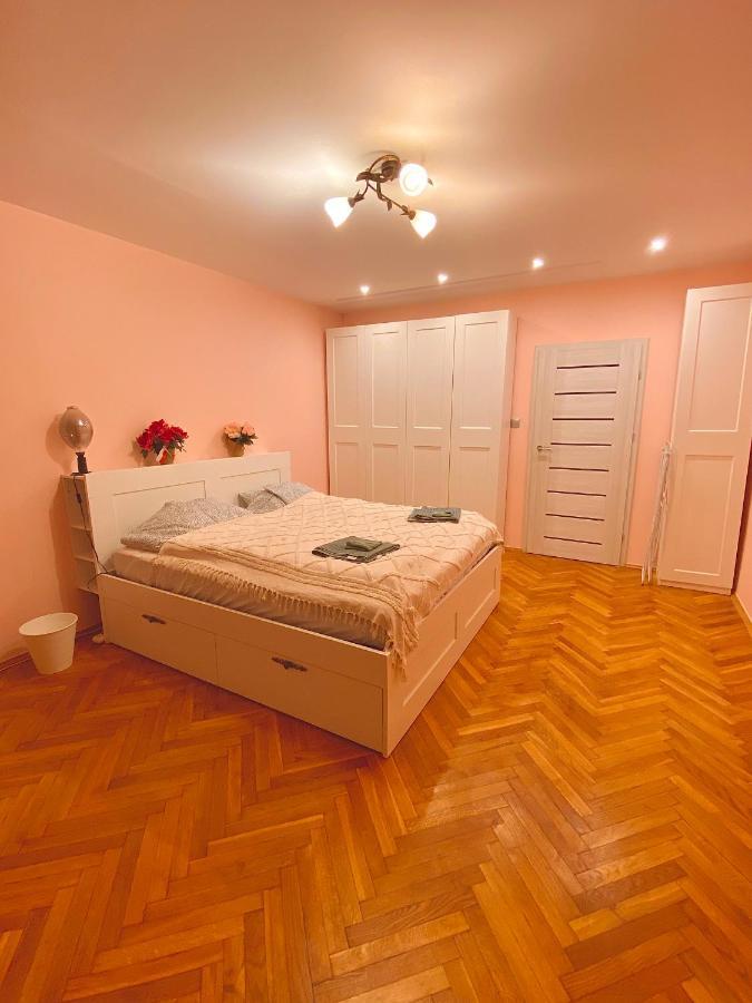 Entire Apartment In A Super Location - Cheap Monthly Rate Kraków Zewnętrze zdjęcie