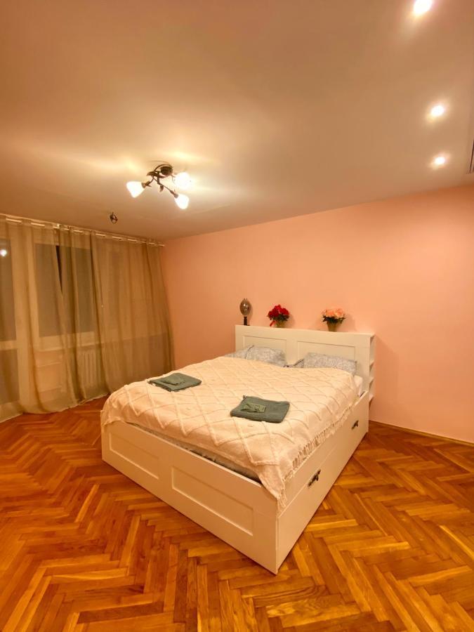 Entire Apartment In A Super Location - Cheap Monthly Rate Kraków Zewnętrze zdjęcie