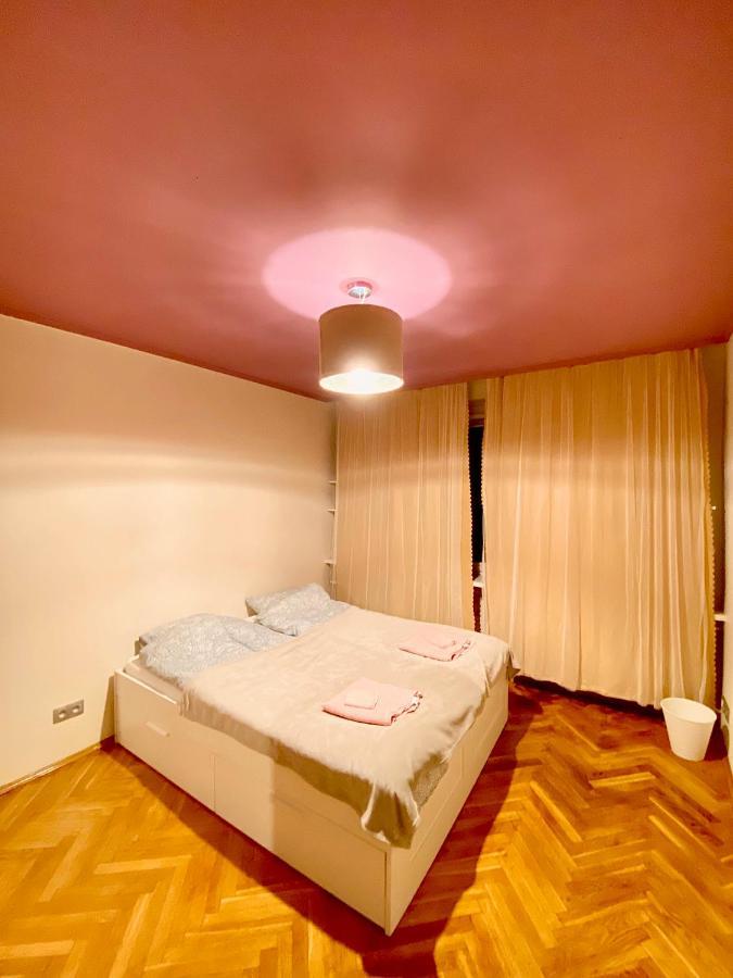 Entire Apartment In A Super Location - Cheap Monthly Rate Kraków Zewnętrze zdjęcie